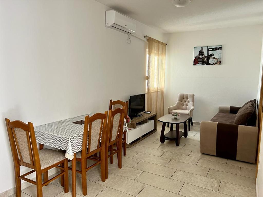 Apartments Obad Неум Екстериор снимка