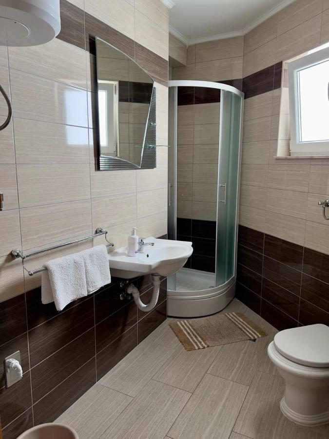 Apartments Obad Неум Екстериор снимка